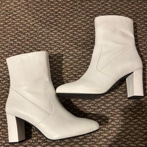 Steve Madden Avenue Boots White